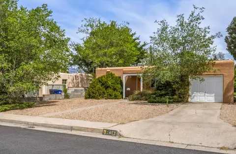 1412 Jefferson St NE, Albuquerque, NM 87110