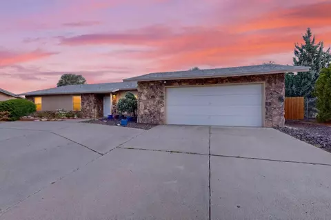 3701 Torrey Pines Rd SE, Rio Rancho, NM 87124