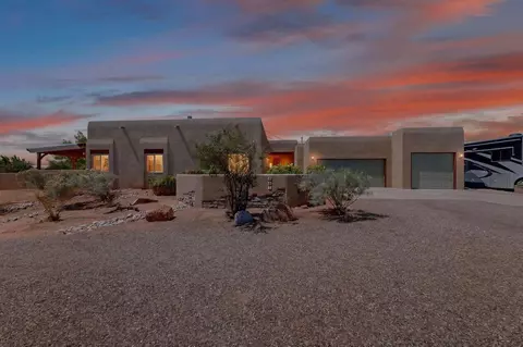 601 Acebo Rd NE, Rio Rancho, NM 87124