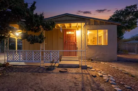 1625 Towner Ave NW, Albuquerque, NM 87104