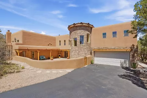 26 Canyon Ridge Dr, Sandia Park, NM 87047