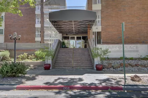 1325 Park Ave SW #207, Albuquerque, NM 87102