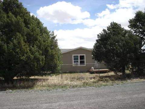 2 Miller Ln, Tijeras, NM 87059