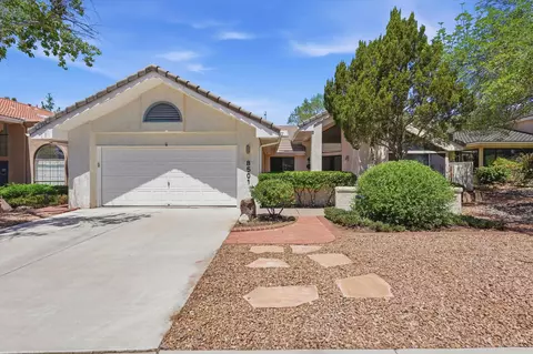 8501 Canyon Run Rd NE, Albuquerque, NM 87111