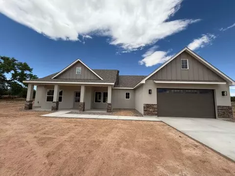 9 Vallejos Rd, Los Lunas, NM 87031