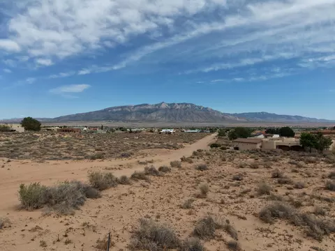 11 Hill Road Northeast # unit 17 block 114, Rio Rancho, NM 87144