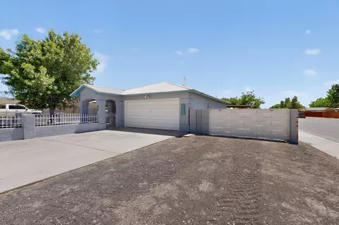 1101 Willow Ct SE, Los Lunas, NM 87031