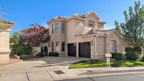 11216 Los Lagos NE, Albuquerque, NM 87111