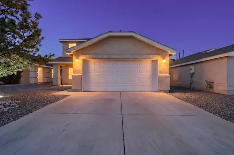 10328 Flagstaff Dr NW, Albuquerque, NM 87114