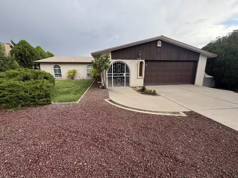 13012 Blackstone Rd NE, Albuquerque, NM 87111