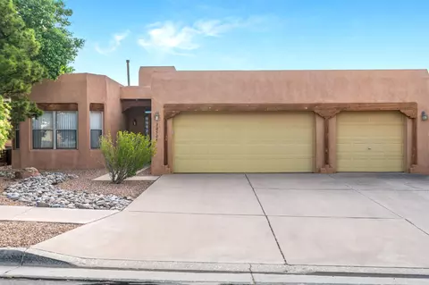 10504 Sorrento Dr NW, Albuquerque, NM 87114