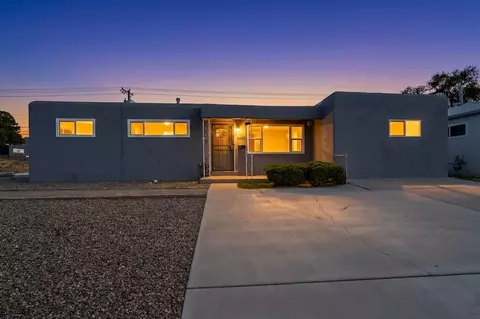 2008 Muriel St NE, Albuquerque, NM 87112