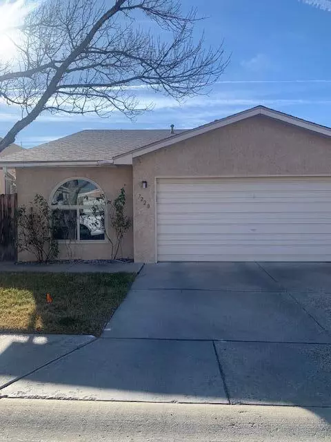 7220 Canary Ln NE, Albuquerque, NM 87109