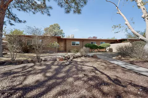 1511 Columbia Dr NE, Albuquerque, NM 87106