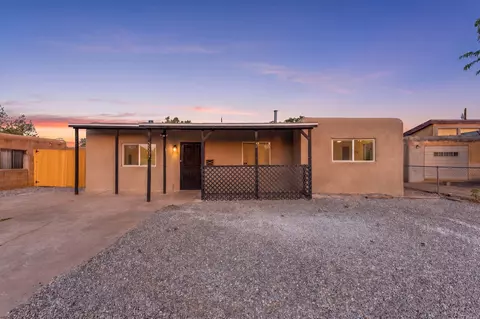 2507 Alvarado Dr NE, Albuquerque, NM 87110