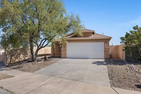 10104 Round Up Pl SW, Albuquerque, NM 87121