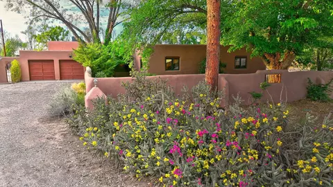 801 Sandia Rd NW, Albuquerque, NM 87107