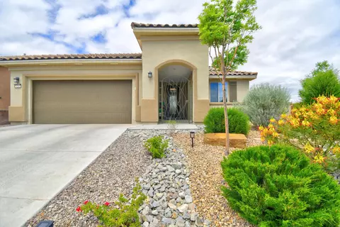 9201 Sugar Creek Ln NW, Albuquerque, NM 87120