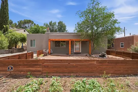 2726 Santa Clara Ave SE, Albuquerque, NM 87106