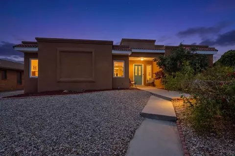 7508 Teakwood Dr NW, Albuquerque, NM 87120