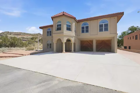 13816 Winterwood Way SE, Albuquerque, NM 87123