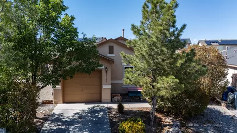 10623 Covert Ln SW, Albuquerque, NM 87121