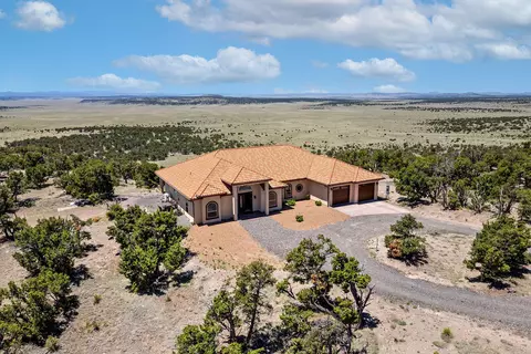 19 Creekside Dr, Quemado, NM 87829