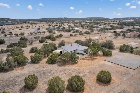 11 Woods End Rd, Edgewood, NM 87015