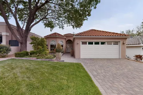 6609 Wentworth Ct NE, Albuquerque, NM 87111