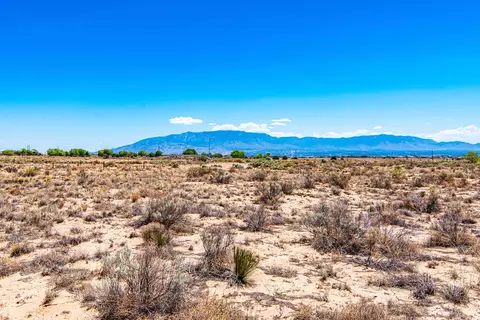 Resolana Place Nw, Albuquerque, NM 87120