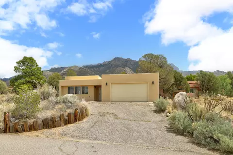 725 Tramway Vista Ct NE #14, Albuquerque, NM 87122
