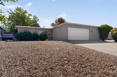 1812 Blume St NE, Albuquerque, NM 87112