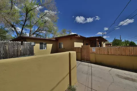 1607 5th St, Santa Fe, NM 87505