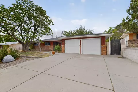 12905 S Skyview Ave NE, Albuquerque, NM 87123