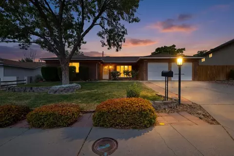4521 Jamaica Dr NE, Albuquerque, NM 87111
