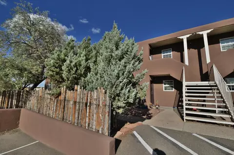 3226 Rufina St, Santa Fe, NM 87507