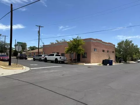 1200 Edith Blvd SE, Albuquerque, NM 87102