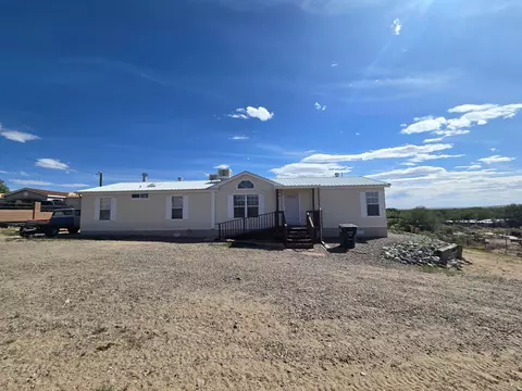 6 Vista Del Rio Rd, Peralta, NM 87042