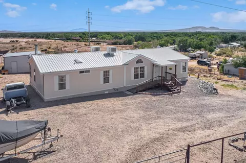 6 Vista Del Rio Rd, Peralta, NM 87042