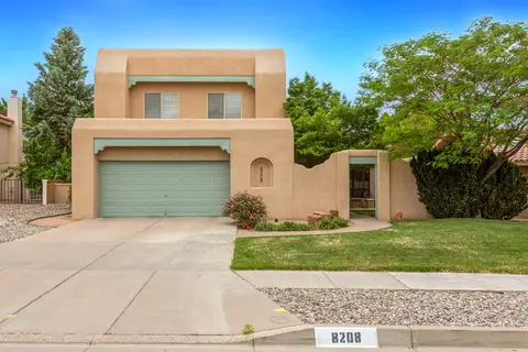 8208 Eagle Rock Ave NE, Albuquerque, NM 87122