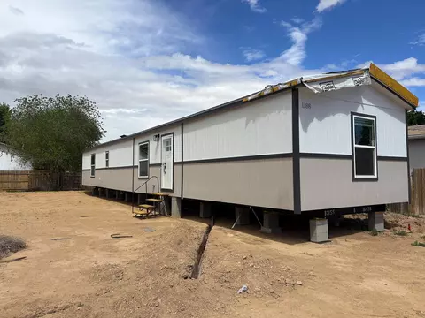 1188 Los Tulipanes Dr SE, Los Lunas, NM 87031