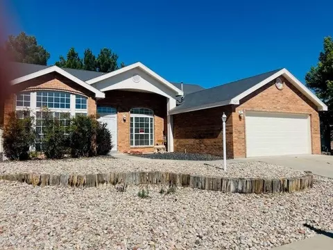 7821 Primrose Dr NW, Albuquerque, NM 87120