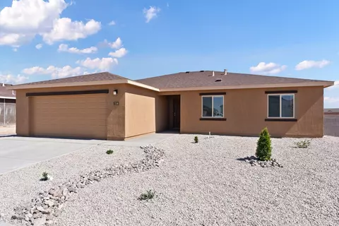 837 Calle De Las Rosas, Belen, NM 87002