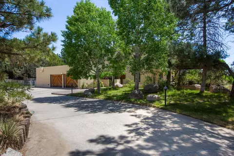 605 Cedar Hill Rd NE, Albuquerque, NM 87122