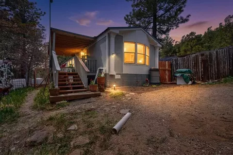 88 Pinon Rdg, East Pecos, NM 87552