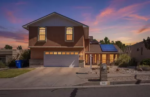9119 Meriwether Ave NE, Albuquerque, NM 87109