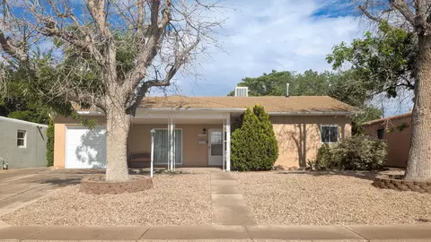 3408 Palomas Dr NE, Albuquerque, NM 87110