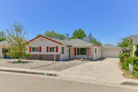 813 Hermosa Dr NE, Albuquerque, NM 87110