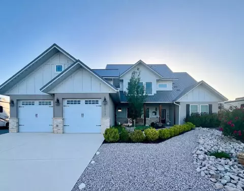 1013 26th St SE, Rio Rancho, NM 87124