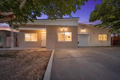241 Burma Dr NE, Albuquerque, NM 87123